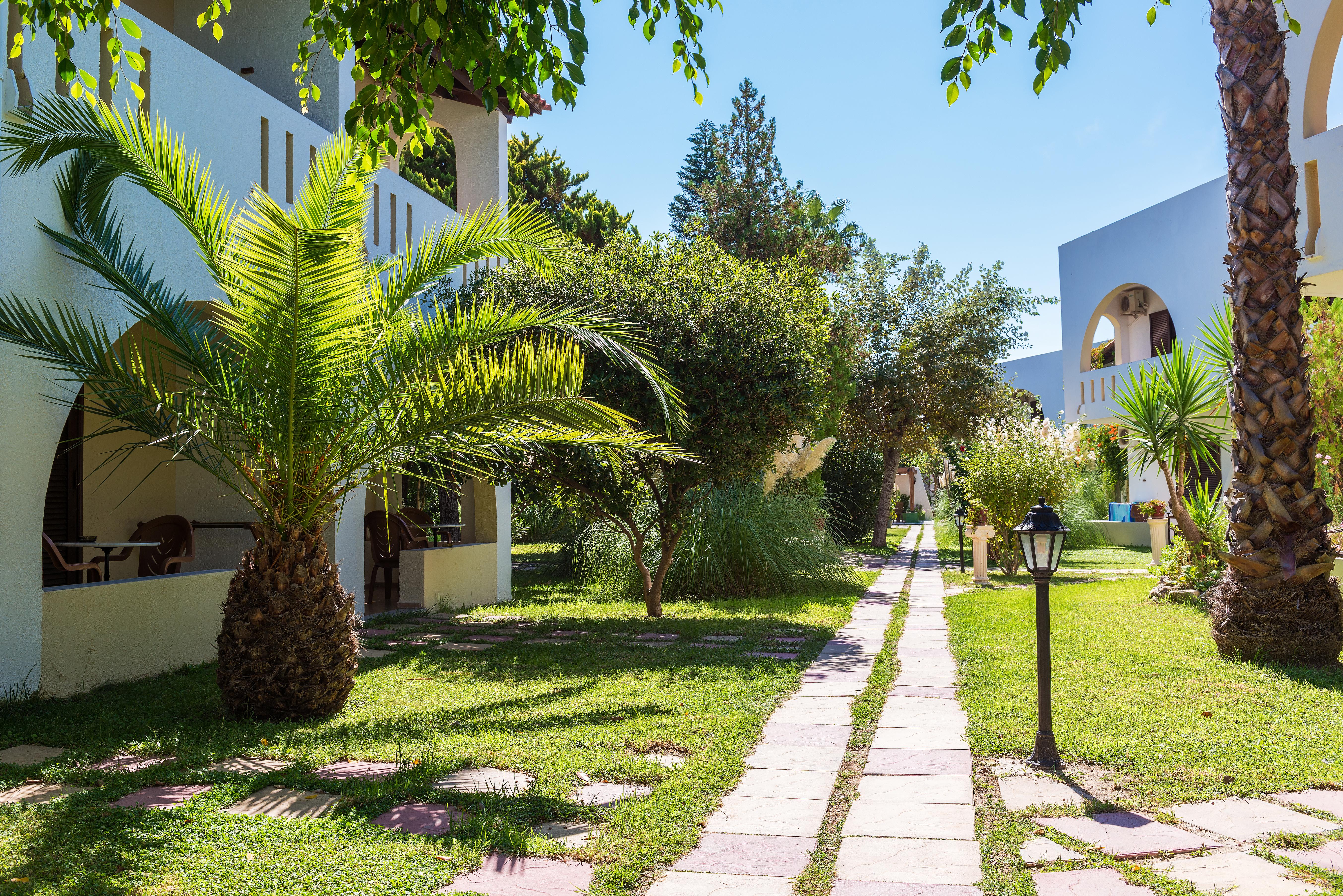 Gaia Garden Hotel 3*