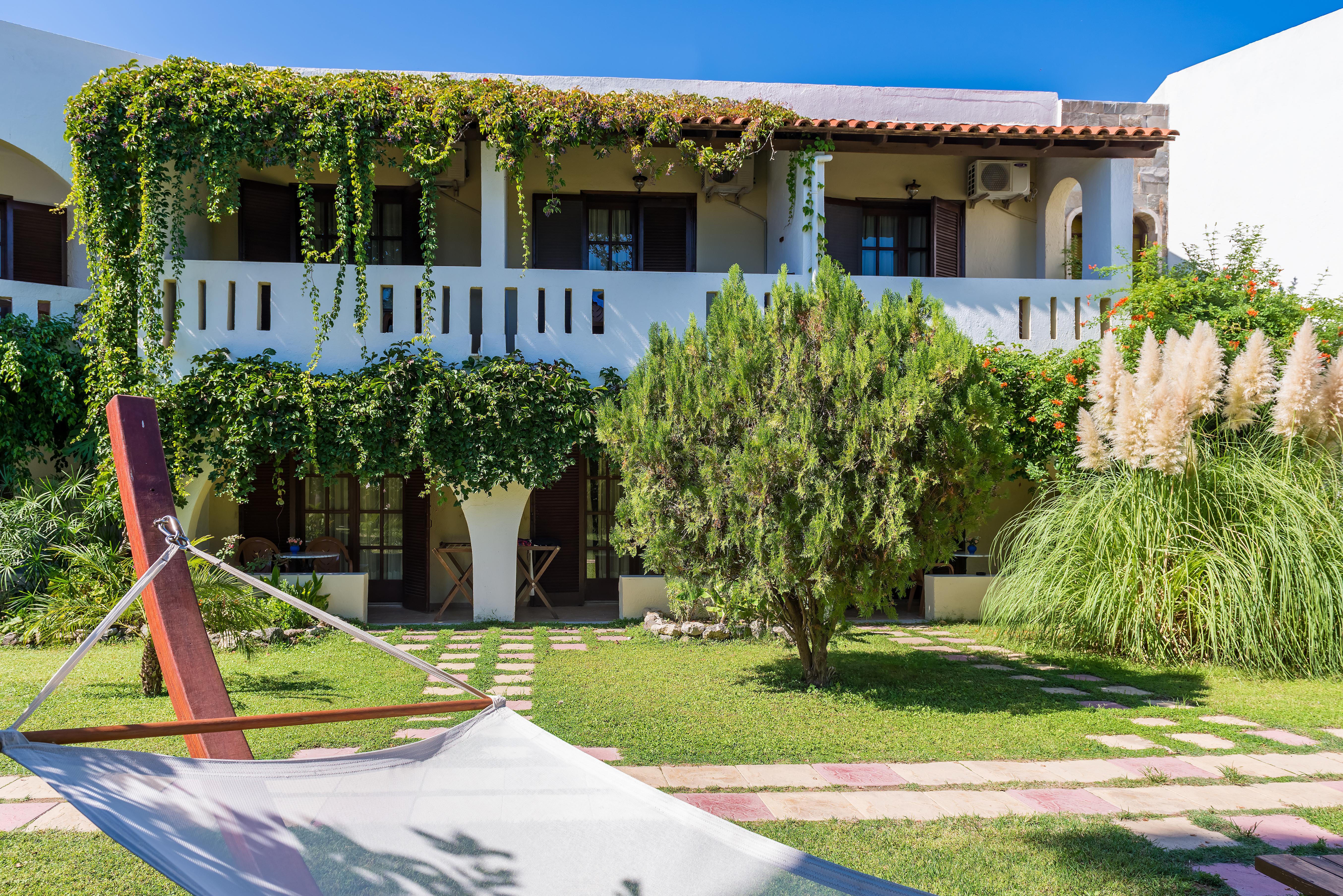 Gaia Garden Hotel 3*